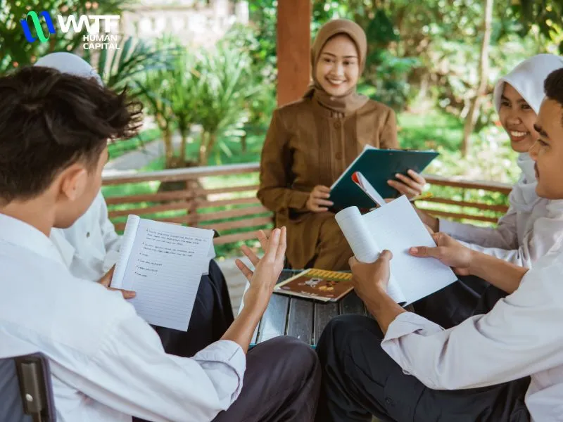 Đừng Bỏ Lỡ 5 Kỹ Năng Xây Dựng Mối Quan Hệ Với Ứng Viên Giúp Thu Hút Và Giữ Chân Nhân Tài 4 Kỹ năng quản lý thời gian và duy trì liên lạc