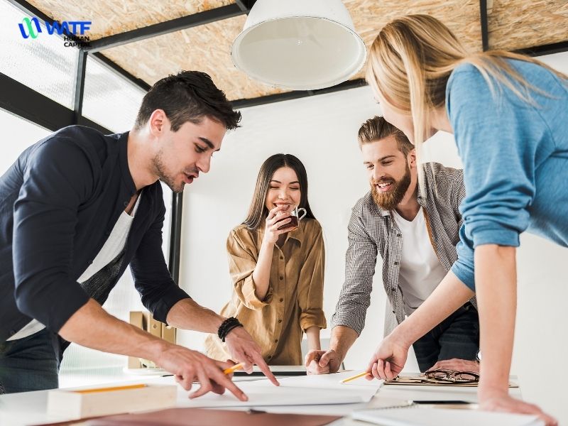 Quản lý nhân sự ngắn hạn hiệu quả 5 Đào tạo và hướng dẫn nhanh chóng